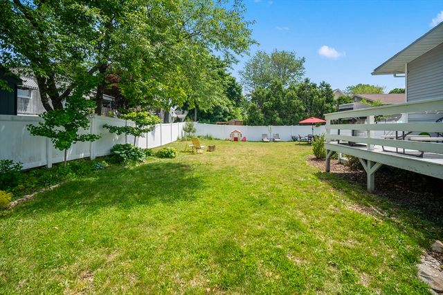 9 Mayflower Ave, Weymouth, MA 02191