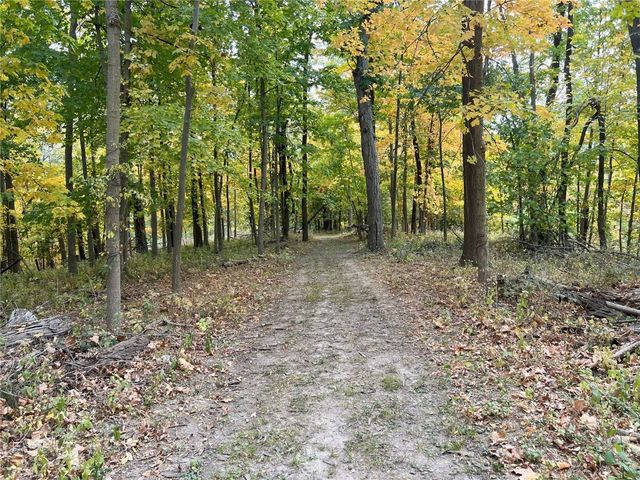 2306 Kestrel Drive SE, Cedar Rapids, IA 52403