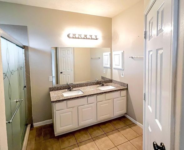 11907 Golden Lodge Lane, Houston, TX 77066