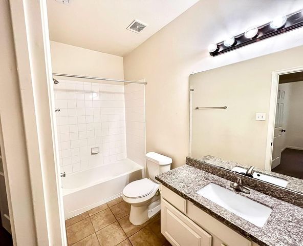 11907 Golden Lodge Lane, Houston, TX 77066