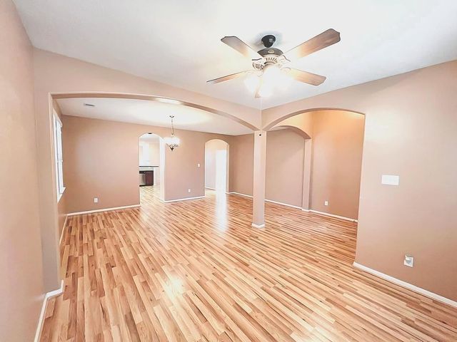 11907 Golden Lodge Lane, Houston, TX 77066