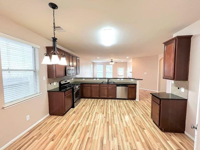 11907 Golden Lodge Lane, Houston, TX 77066