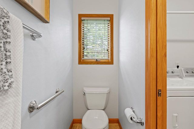 3700 S HAMPTON COURT, Appleton, WI 54915