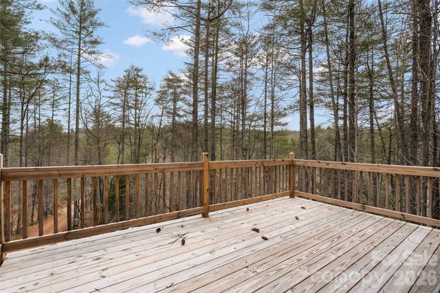 109 Tumblebug Trail Road, Flat Rock, NC 28731