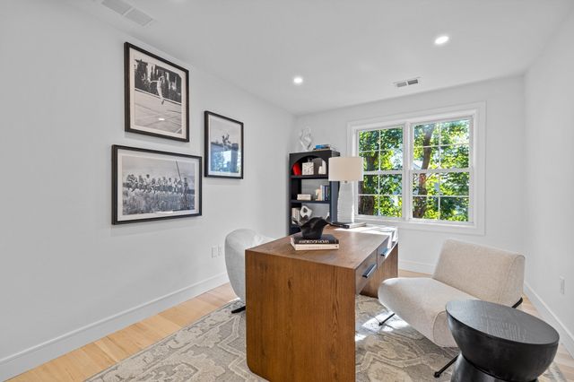 6 Sheridan St, Lexington, MA 02420