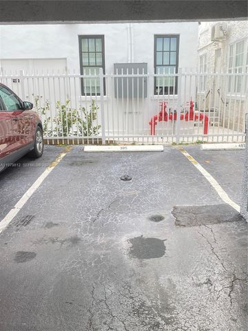 221 Meridian Ave 305, Miami Beach, FL 33139