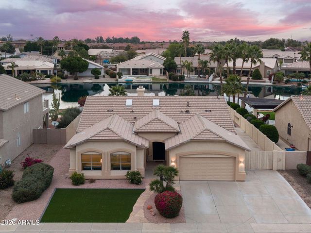 844 W BEECHNUT Drive, Chandler, AZ 85248