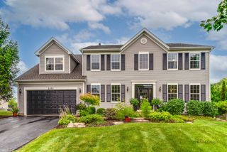 2193 Green Glade Way, Wauconda, IL 60084