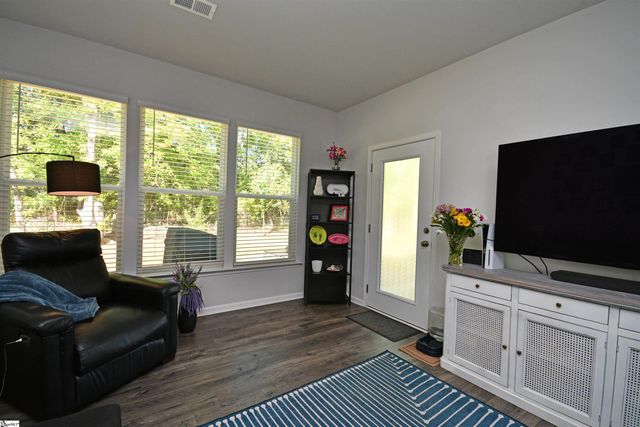 508 Poinsett Bridge Way, Greenville, SC 29607