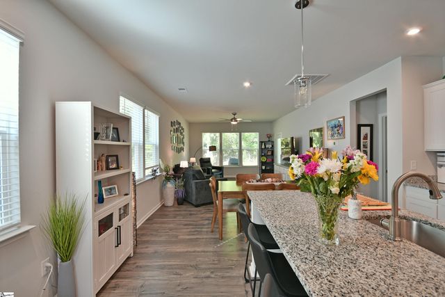 508 Poinsett Bridge Way, Greenville, SC 29607