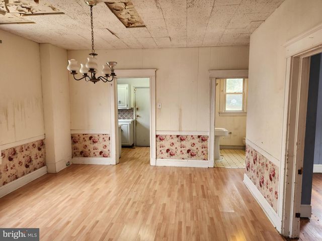 4400 WHITE AVE, Baltimore, MD 21206