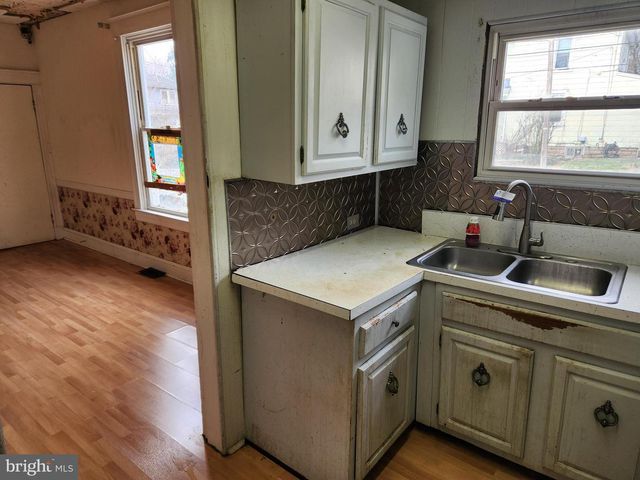 4400 WHITE AVE, Baltimore, MD 21206