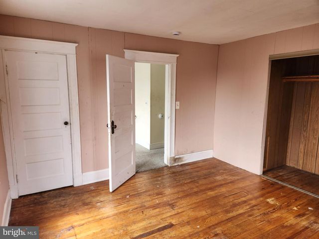 4400 WHITE AVE, Baltimore, MD 21206