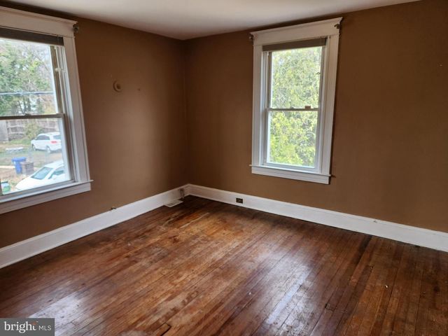 4400 WHITE AVE, Baltimore, MD 21206
