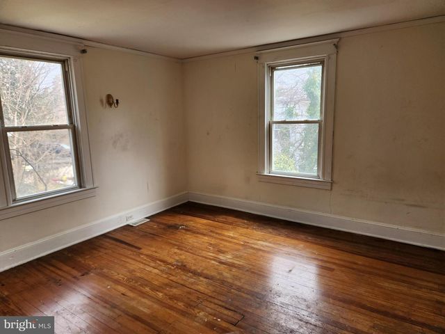 4400 WHITE AVE, Baltimore, MD 21206