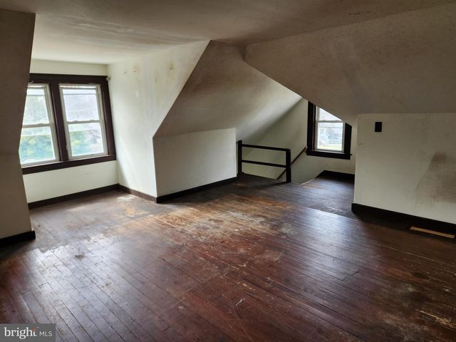 4400 WHITE AVE, Baltimore, MD 21206