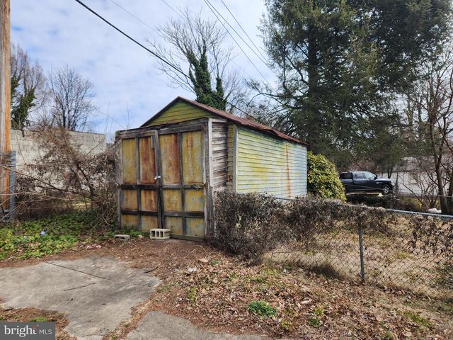 4400 WHITE AVE, Baltimore, MD 21206