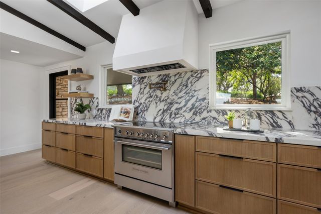 803 Terrace Mountain DR, West Lake Hills, TX 78746