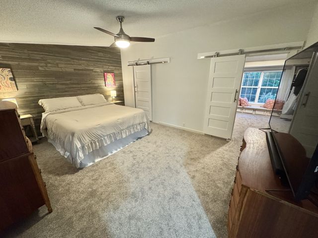 9056 Taylor Cemetery Rd, Lyles, TN 37098