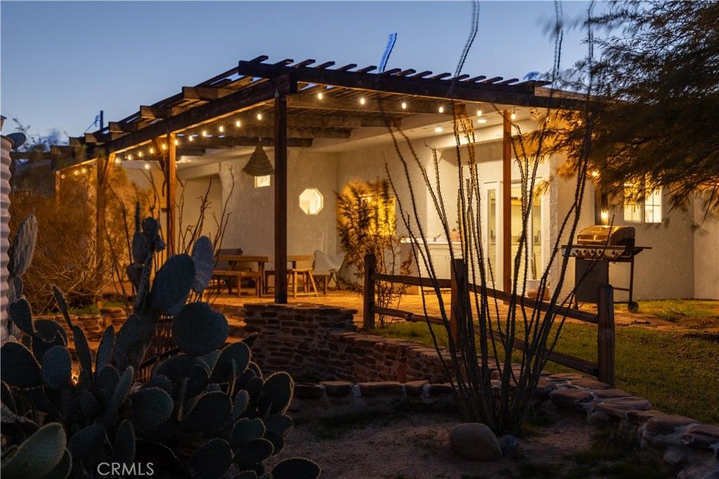 Image 30 of property listing at 3353 Sage, Yucca Valley, CA 92284