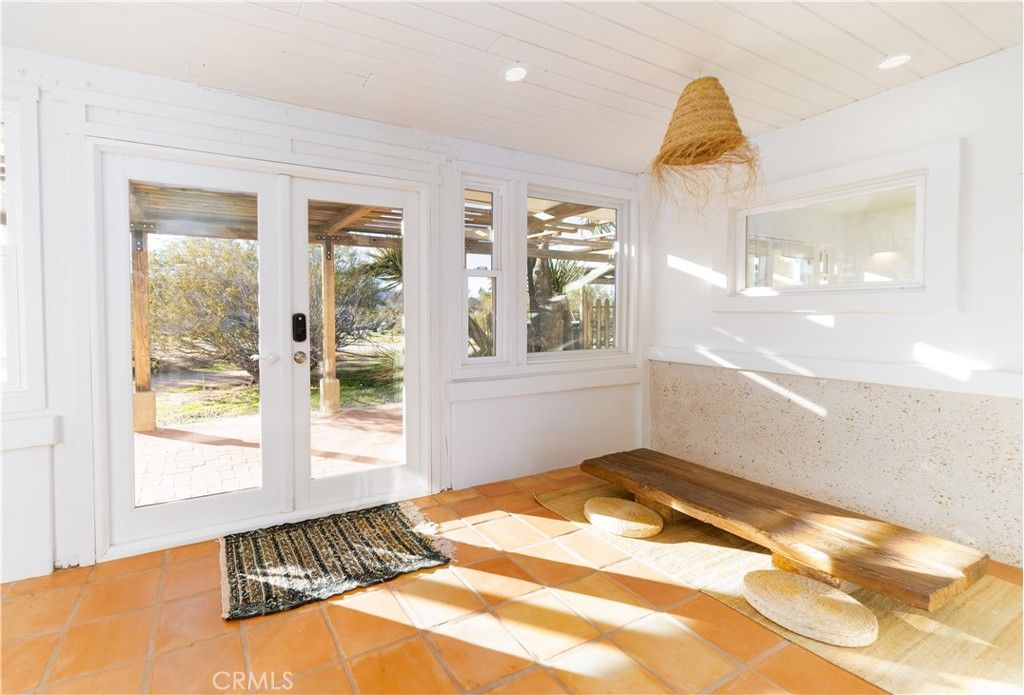 Image 9 of property listing at 3353 Sage, Yucca Valley, CA 92284