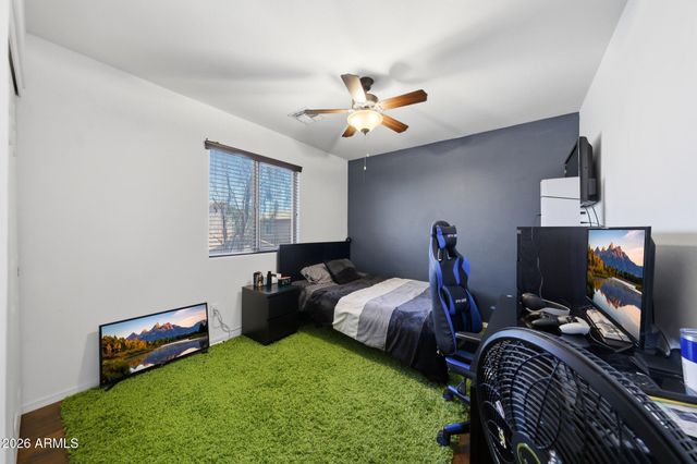 9336 S 33RD Drive S, Laveen, AZ 85339