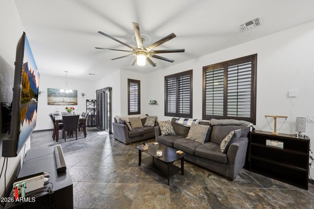 9336 S 33RD Drive S, Laveen, AZ 85339