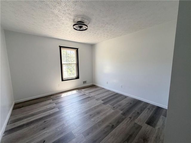 2153 Cruse Road, Lawrenceville, GA 30044