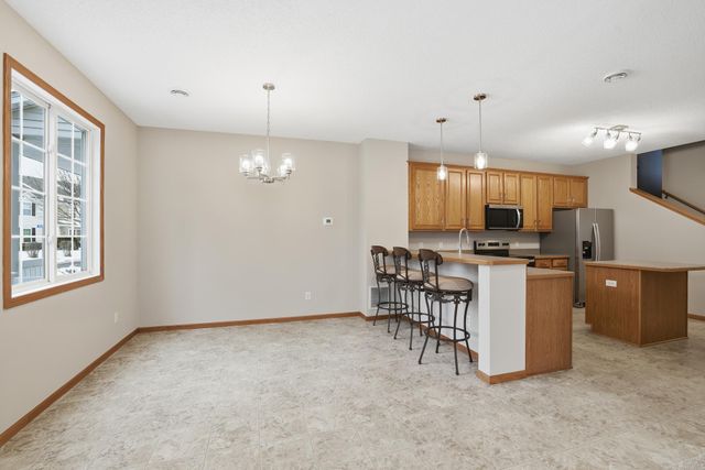 3789 Hazel Trail C, Woodbury, MN 55129