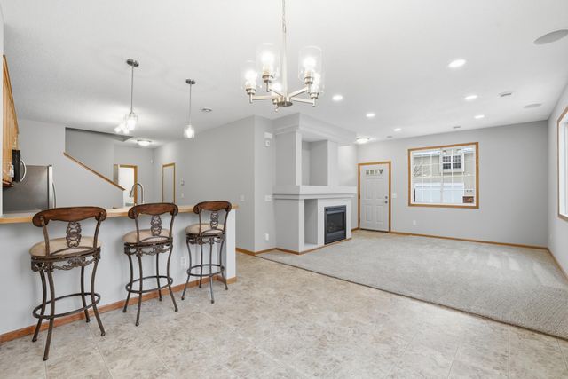 3789 Hazel Trail C, Woodbury, MN 55129