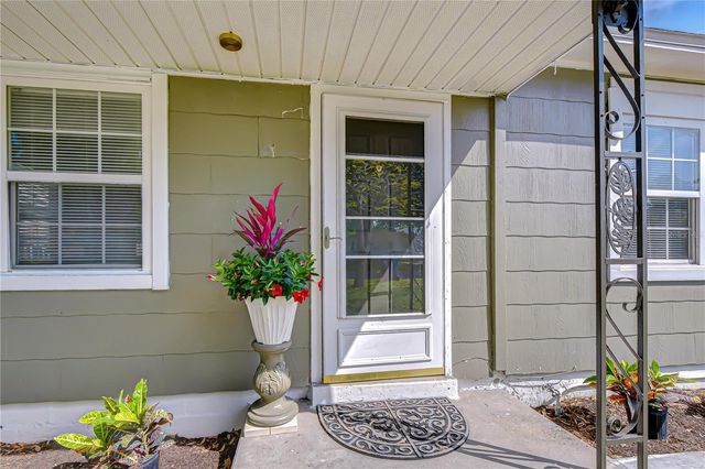 5119 6TH AVENUE N, St Petersburg, FL 33710