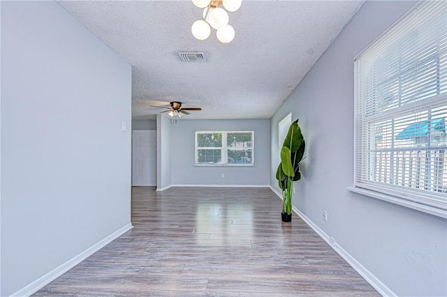 5119 6TH AVENUE N, St Petersburg, FL 33710