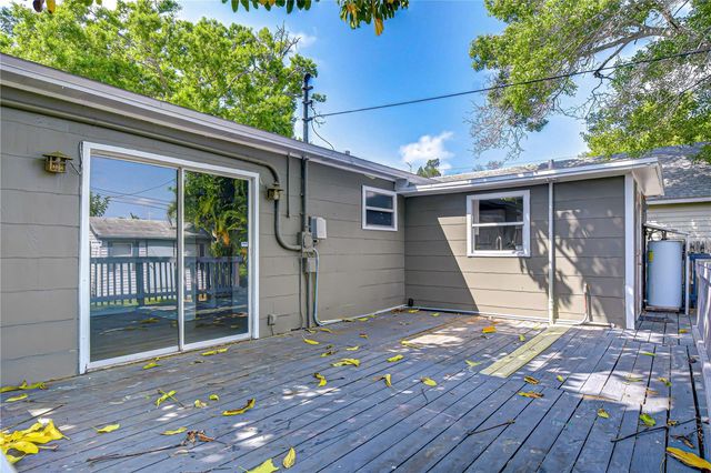 5119 6TH AVENUE N, St Petersburg, FL 33710