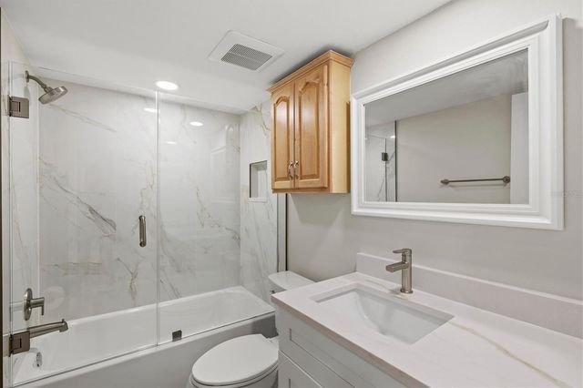 5600 BEACH WAY DRIVE 109, Sarasota, FL 34242