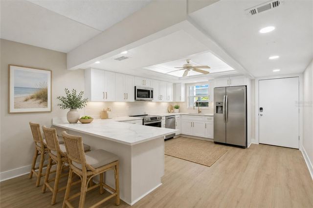 5600 BEACH WAY DRIVE 109, Sarasota, FL 34242