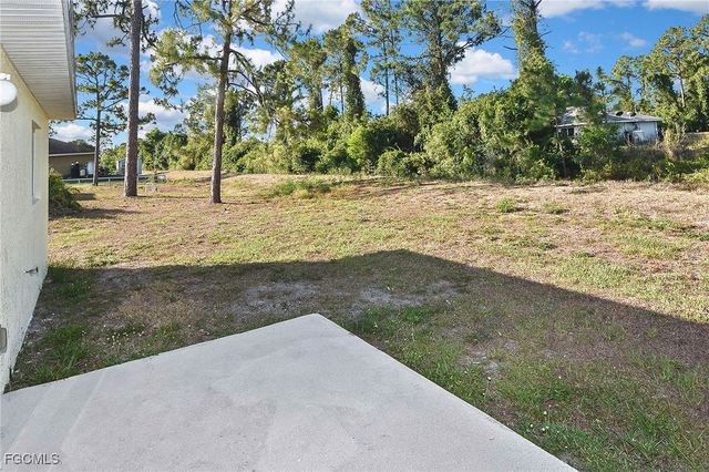 5321-5323 28th ST SW, Lehigh Acres, FL 33973