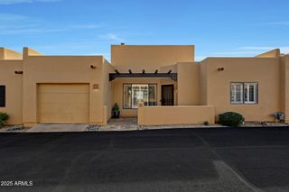 37222 N TOM DARLINGTON Drive 12, Carefree, AZ 85377
