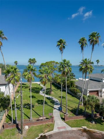 1794 SANTA BARBARA DR, Dunedin, FL 34698