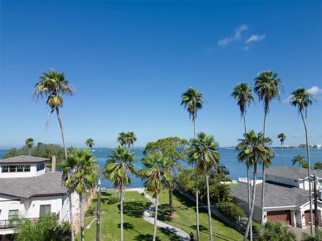 1794 SANTA BARBARA DR, Dunedin, FL 34698