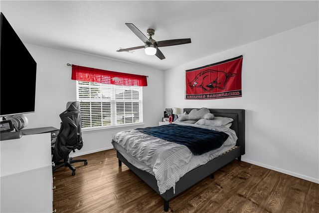1223 S Springfield Drive, Fayetteville, AR 72704