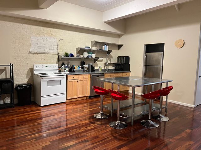 179 Massachusetts Ave 2, Boston, MA 02115