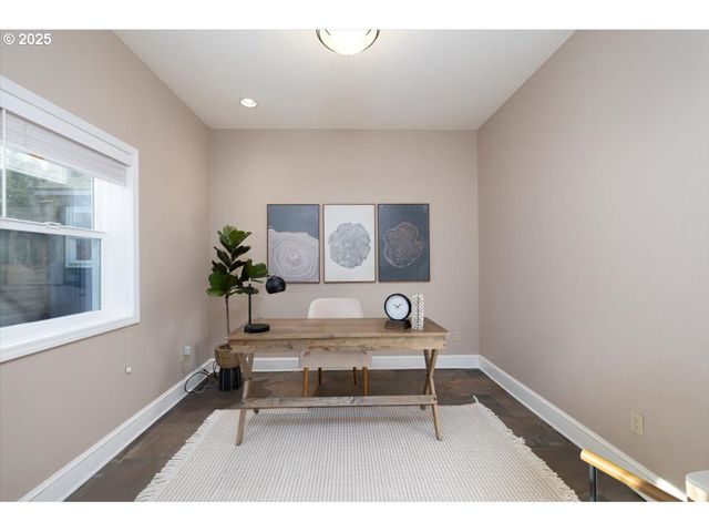 3262 FAIRVIEW Way, West Linn, OR 97068