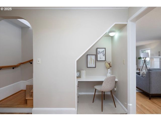 3262 FAIRVIEW Way, West Linn, OR 97068