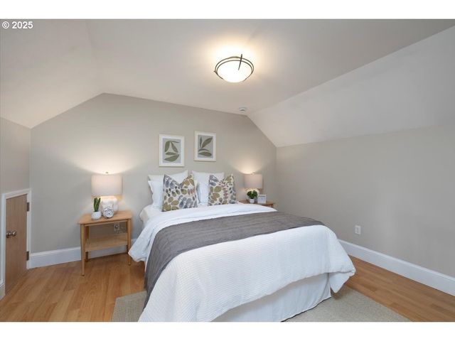 3262 FAIRVIEW Way, West Linn, OR 97068