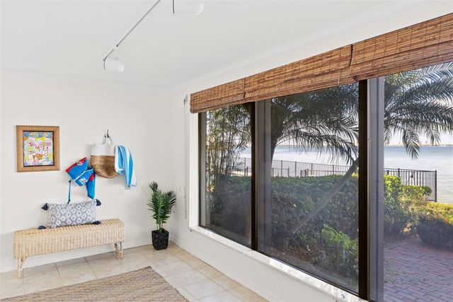 5010 BAYSHORE BOULEVARD 4, Tampa, FL 33611