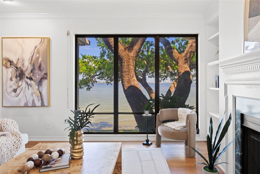 Image 13 of property listing at 5010 BAYSHORE BOULEVARD 4, Tampa, FL 33611