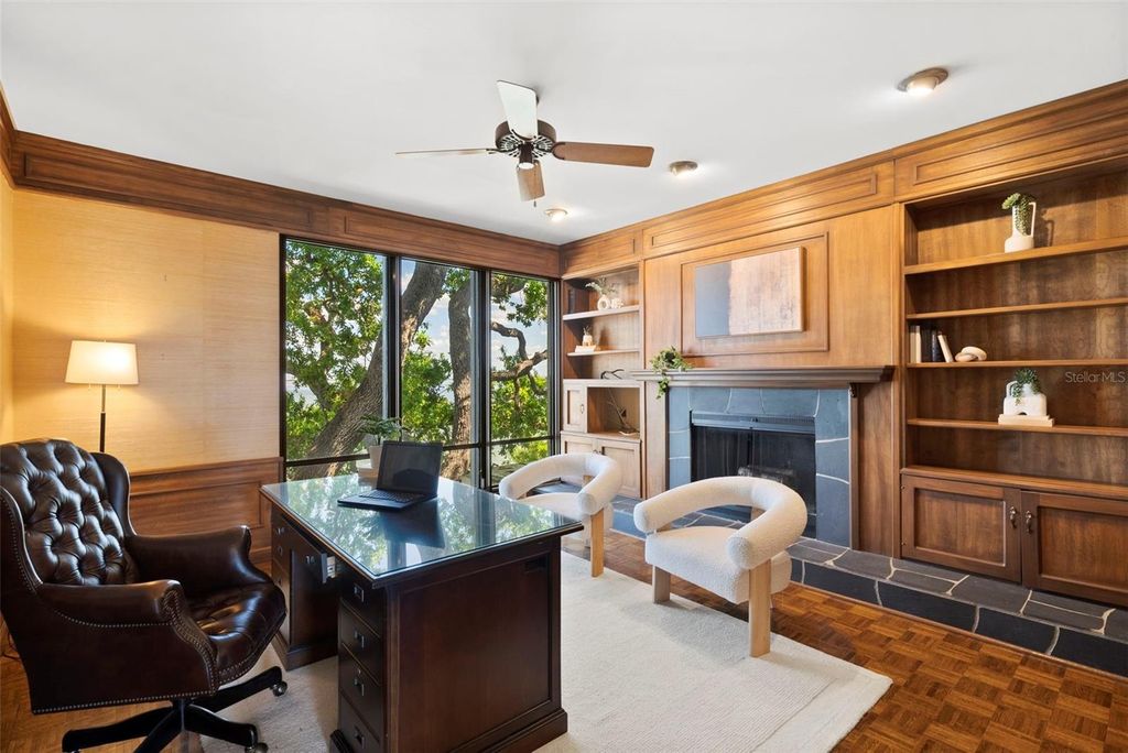 Image 42 of property listing at 5010 BAYSHORE BOULEVARD 4, Tampa, FL 33611