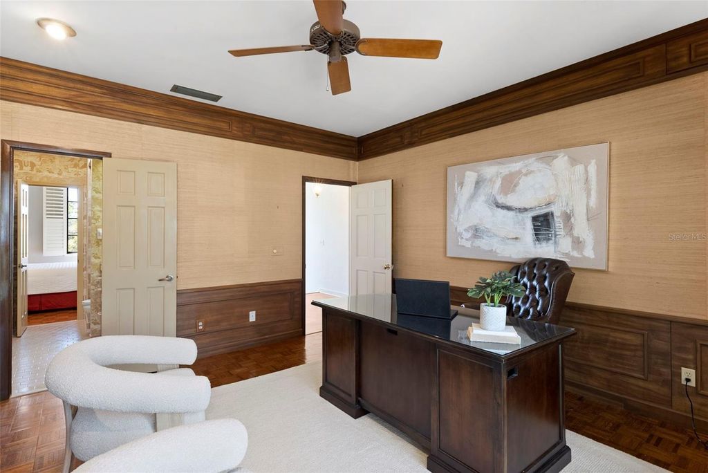 Image 46 of property listing at 5010 BAYSHORE BOULEVARD 4, Tampa, FL 33611