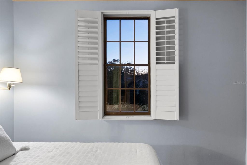 Image 50 of property listing at 5010 BAYSHORE BOULEVARD 4, Tampa, FL 33611