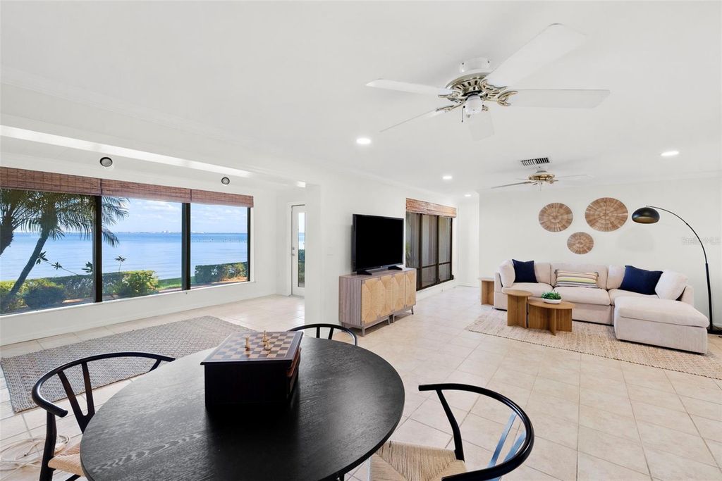 Image 54 of property listing at 5010 BAYSHORE BOULEVARD 4, Tampa, FL 33611